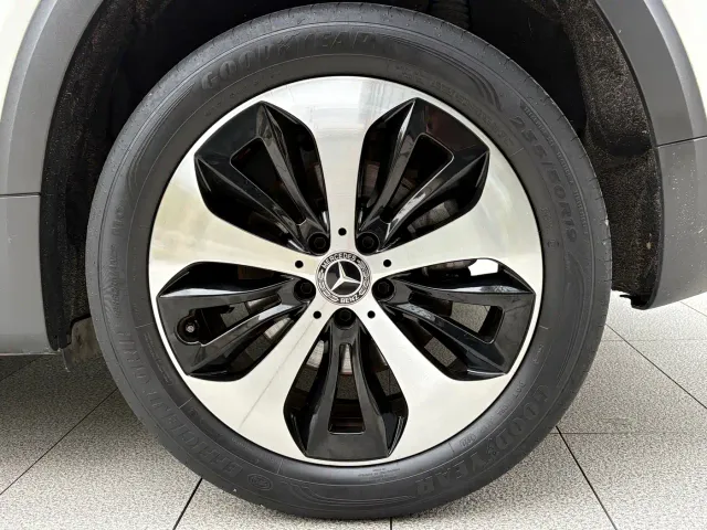 Mercedes-Benz GLB-Class — Фото автомобиля 13