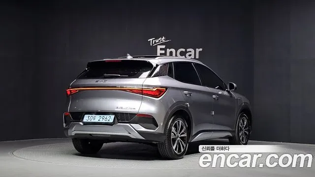 BYD Atto 3 — Фото автомобиля 2
