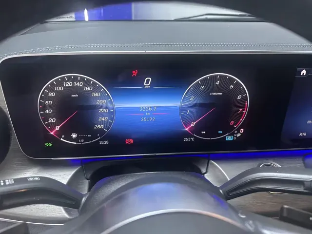 Mercedes-Benz V-Class — Фото автомобиля 10