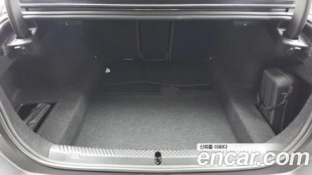 BMW 5 Series G60 — Фото автомобиля 26