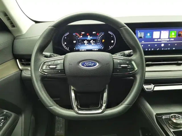 Ford Lingrui — Фото автомобиля 11