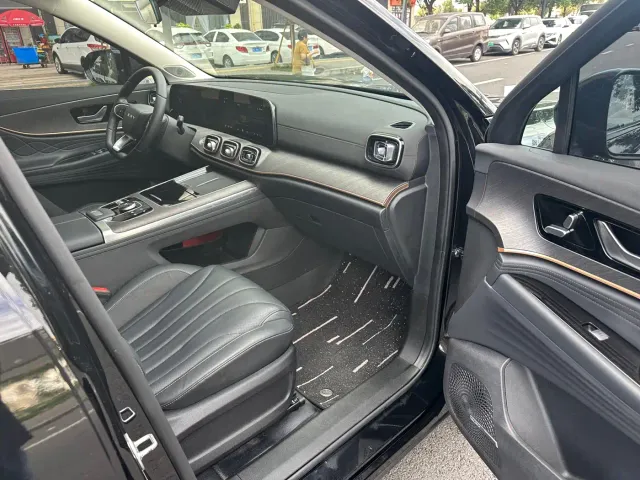 Chery Tiggo 9 — Фото автомобиля 16