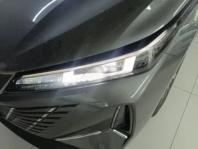 Changan Eado — Фото автомобиля 23