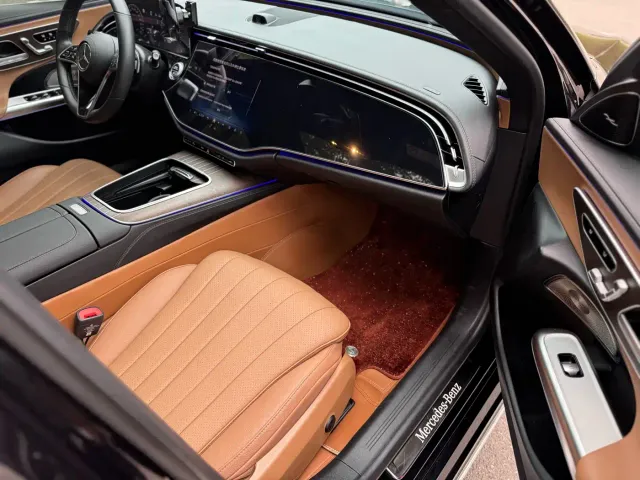 Mercedes-Benz E-Class — Фото автомобиля 10