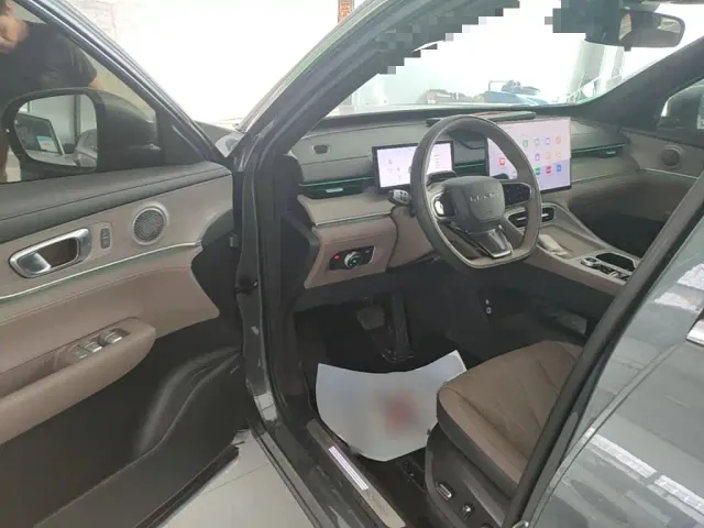 Chery Tiggo 8 PLUS — Фото автомобиля 15