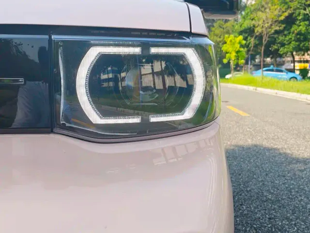 Wuling Hongguang Mini EV — Фото автомобиля 19