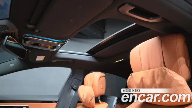 Mercedes-Benz S-Class — Фото автомобиля 28