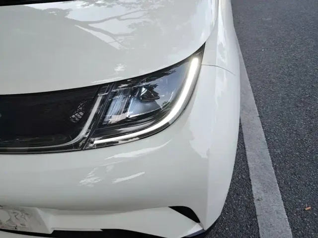 BYD Dolphin — Фото автомобиля 23