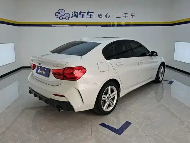 BMW 1 Series — Фото автомобиля 3