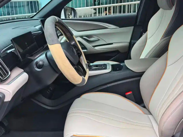 BYD Song Pro — Фото автомобиля 7