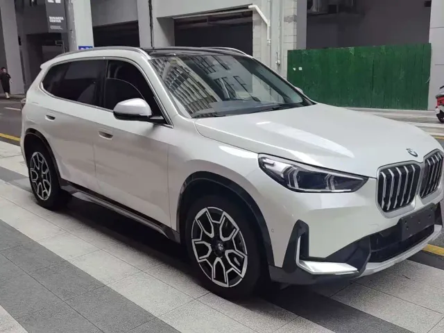 BMW X1 — Фото автомобиля 7
