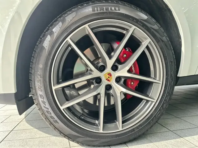 Porsche Macan — Фото автомобиля 18