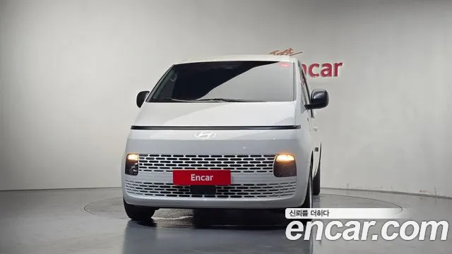 Hyundai Staria Staria Карго 3 места — Фото автомобиля 3
