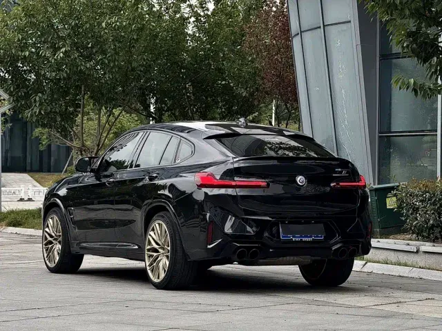 BMW X4 M — Фото автомобиля 6