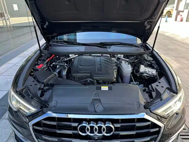 Audi A6L — Фото автомобиля 23