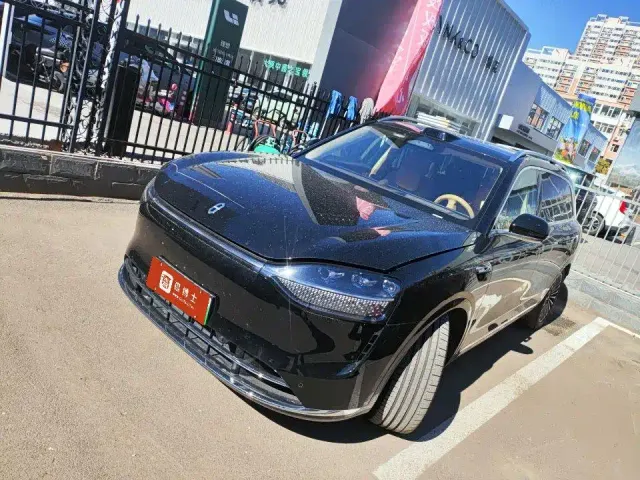 Фотография автомобиля — Aito M9