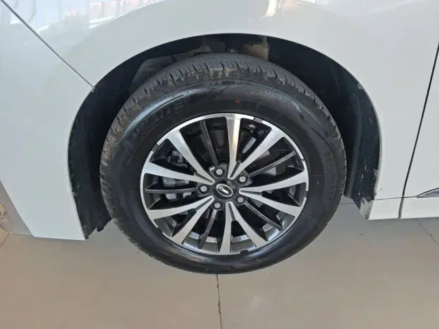 GAC Trumpchi M8 — Фото автомобиля 22