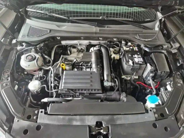 Volkswagen Passat — Фото автомобиля 19