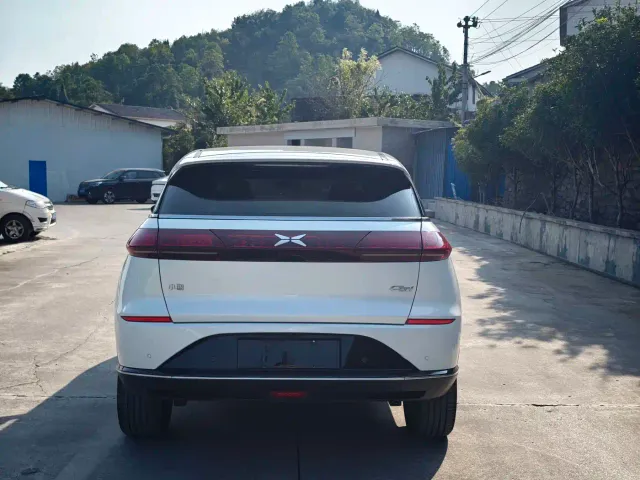 Xpeng G3 — Фото автомобиля 5