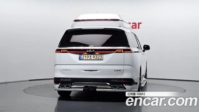 Kia Carnival 4th Gen — Фото автомобиля 4