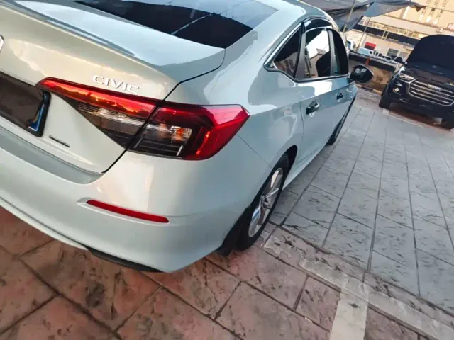 Honda Civic — Фото автомобиля 7