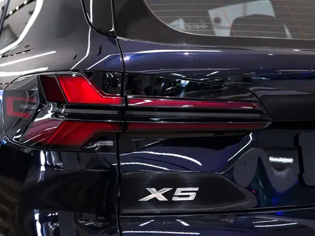 BMW X5 — Фото автомобиля 11