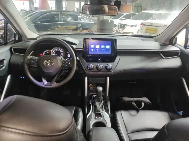 Toyota Corolla Cross — Фото автомобиля 9