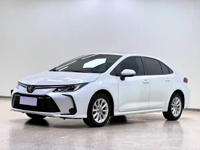 Фотография автомобиля — Toyota Corolla
