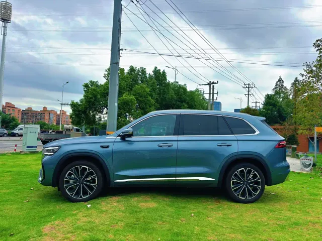 Geely Xingyue L — Фото автомобиля 7