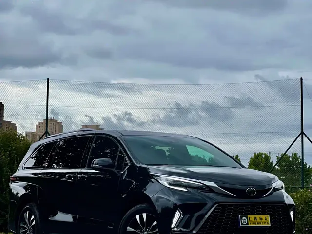 Toyota Granvia — Фото автомобиля 3