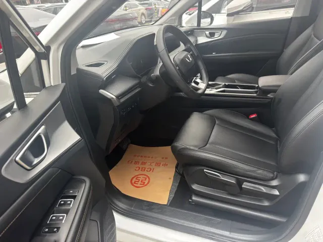 Wuling Jiachen — Фото автомобиля 13