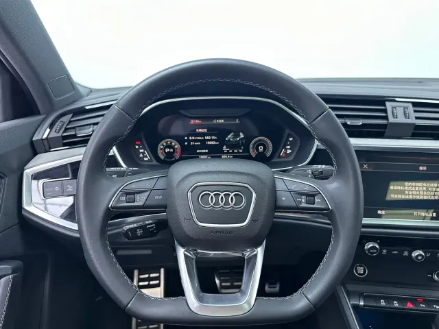 Audi Q3 — Фото автомобиля 7