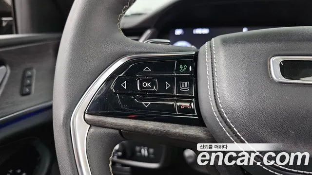 Jeep Cherokee Grand Cherokee(WL) 3.6 Overland — Фото автомобиля 20