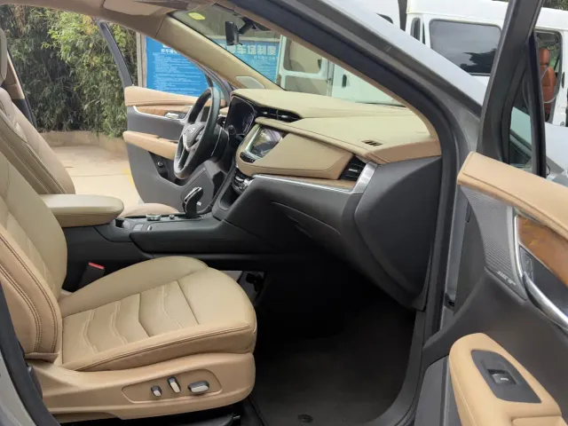 Cadillac XT5 — Фото автомобиля 19
