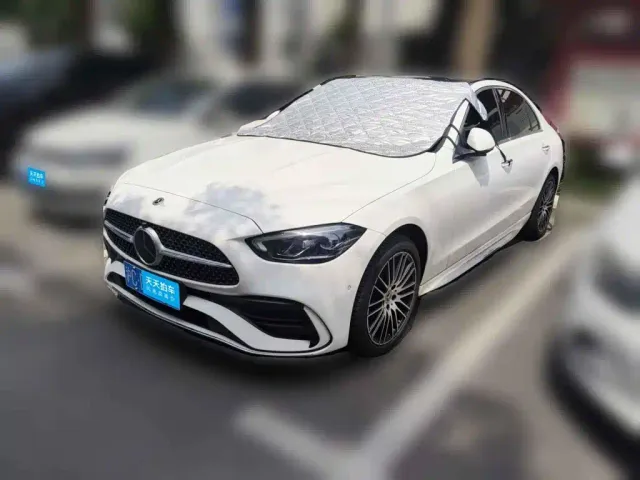 Фотография автомобиля — Mercedes-Benz C-Class