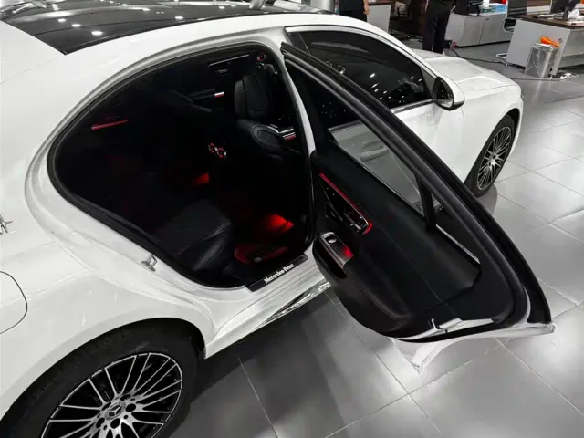 Mercedes-Benz Mercedes-Benz C-Class 2023 C 260 L Sport — Фото автомобиля 18