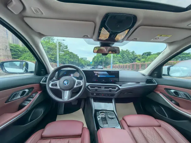 BMW i3 — Фото автомобиля 6