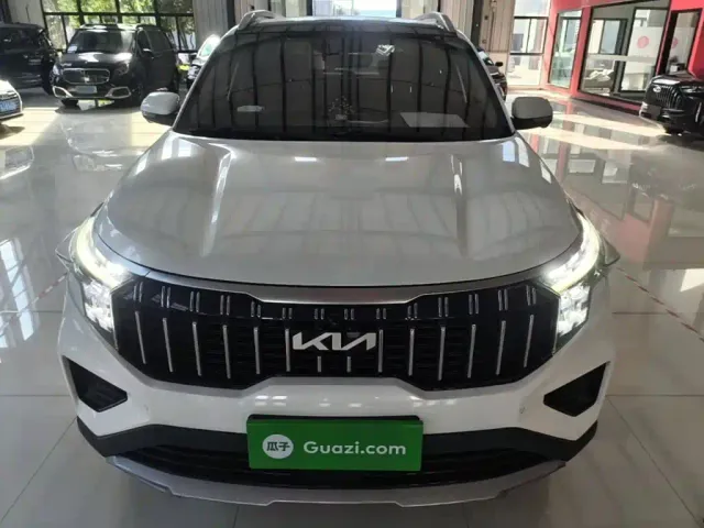 Kia Sportage — Фото автомобиля 2