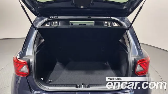 Hyundai Venue Venue 1.6 Premium — Фото автомобиля 18