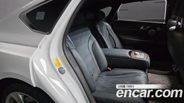 Genesis G80 RG3 — Фото автомобиля 17