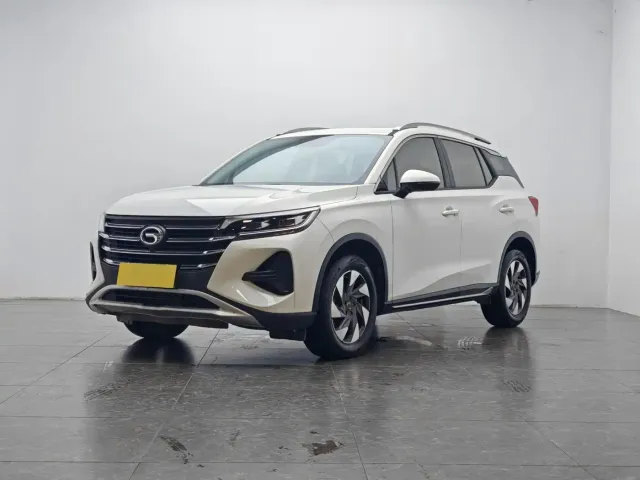 Фотография автомобиля — GAC Trumpchi GS4
