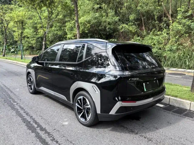GAC Aion Y — Фото автомобиля 4