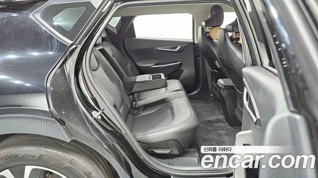 Kia EV6 — Фото автомобиля 12