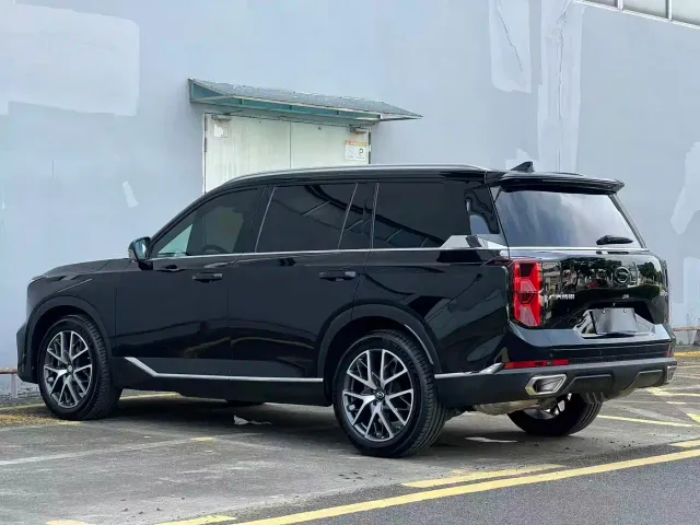 GAC Trumpchi GS8 — Фото автомобиля 6