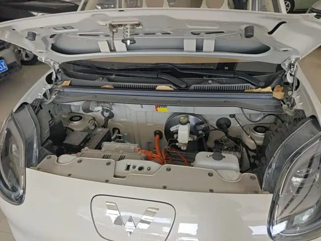 Wuling Hongguang Mini EV — Фото автомобиля 19