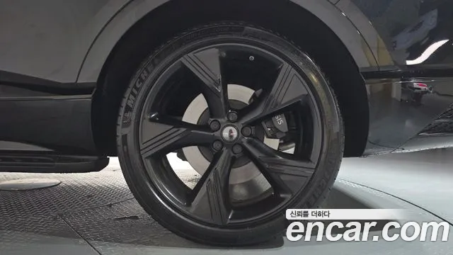 Genesis GV80 — Фото автомобиля 21