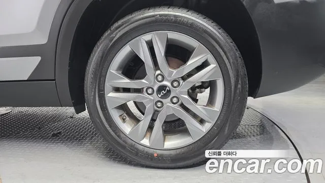Kia Seltos — Фото автомобиля 6