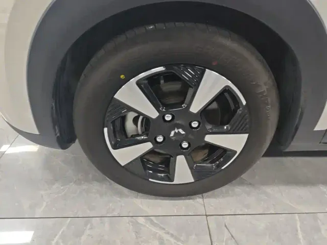 Wuling Binguo PLUS — Фото автомобиля 22