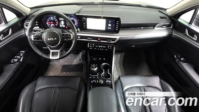 Kia K5 Generation 3 — Фото автомобиля 10