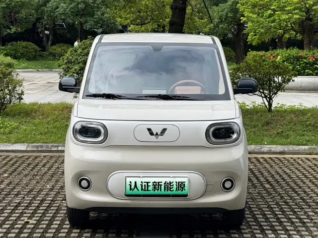 Wuling Hongguang Mini EV — Фото автомобиля 2